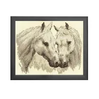 Bilde av Broderipakke Bilde To hvite hester Strikking, pynt, garn og strikkeoppskrifter