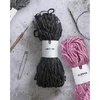 Bilde av Garn Lovikka Strikking, pynt, garn og strikkeoppskrifter