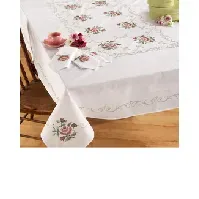 Bilde av Middagsduk Roser med eller uten garn Strikking, pynt, garn og strikkeoppskrifter