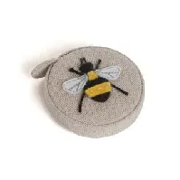 Bilde av Målebånd Flygende bier Strikking, pynt, garn og strikkeoppskrifter