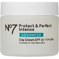 Bilde av No7 Protect & Perfect Intense Advanced Day Cream Suitable For Sensitive Skin SPF15 - 50 ml Hudpleie - Ansiktspleie - Ansiktskrem - Dagkrem