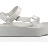 Bilde av Teva, flatform universelle sandaler for kvinner, hvit, størrelse 38 Sport & Trening - Sko - Flip flops & sandaler