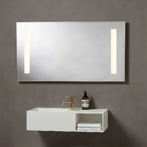 Bilde av best pris Loevschall Speil B60-120cm med Integrert LED lys 120cm Baderomsspeil